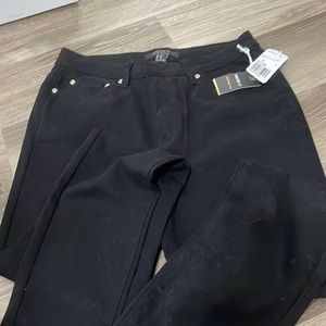 Black forever 21 skinny pants